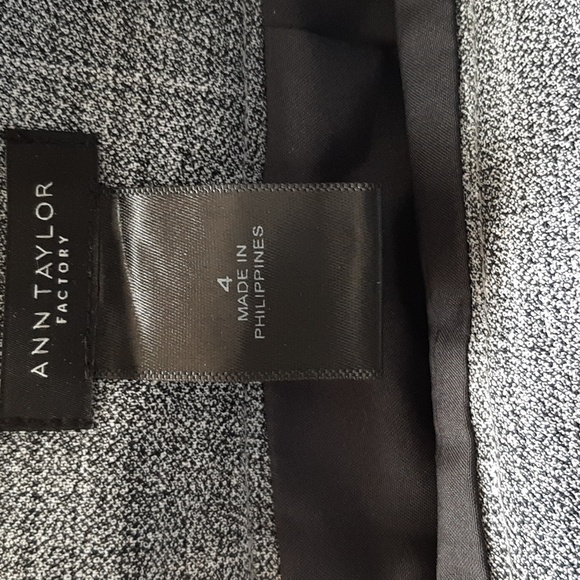 Ann Taylor Gray Suiting Style Skirt - Picture 4 of 5